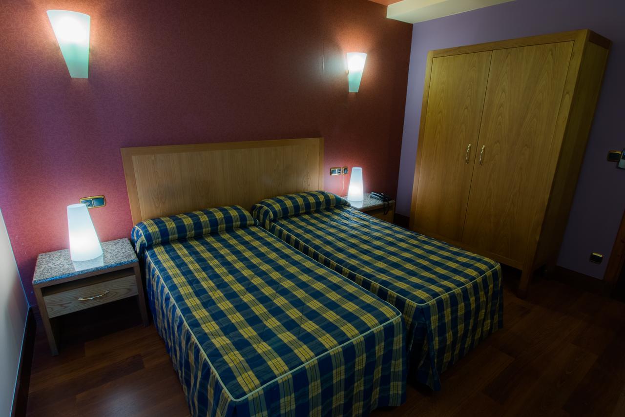 Adeko Hotel Barakaldo Eksteriør billede